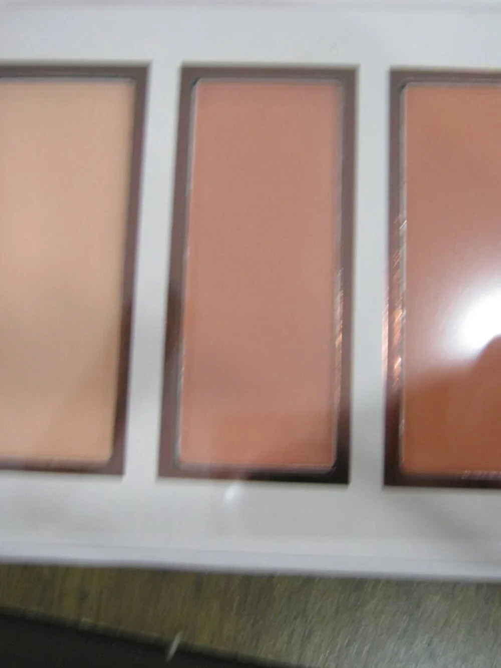 BH Cosmetics Mrs. Bella Blush Palette